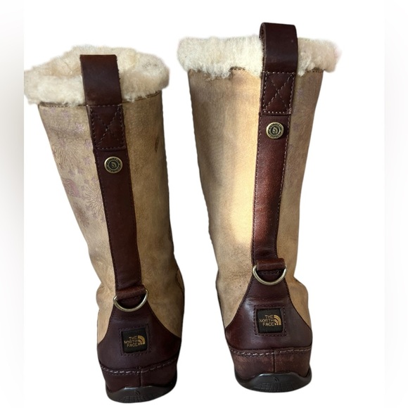 The North Face Tan and Brown Winter Boots with Fur Trim Size 6.5 - Picture 9 of 16